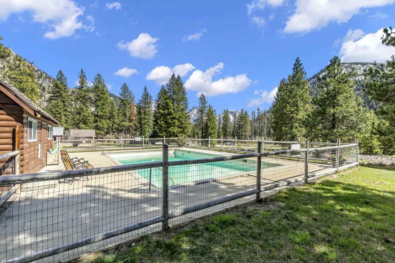 Sawtooth Lodge Stanley Buitenkant foto