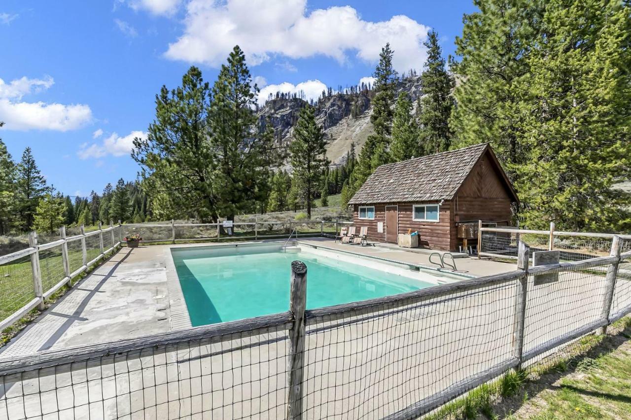 Sawtooth Lodge Stanley Buitenkant foto